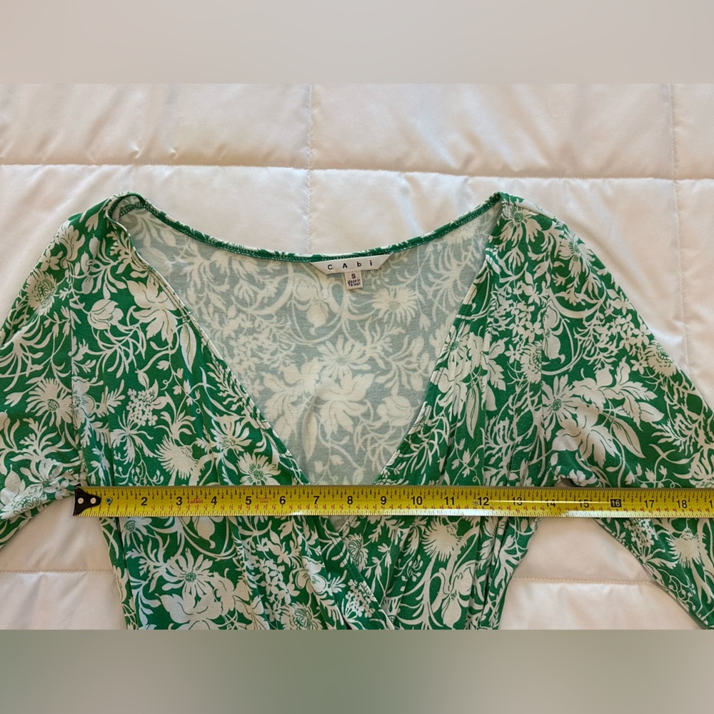 CAbi Green and White Dolman Sleeve Wrap Dress - Picture 3 of 8